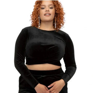 ELOQUII Elements | Women's Plus Size Black Velvet Wrap Front Crop Top Size 20